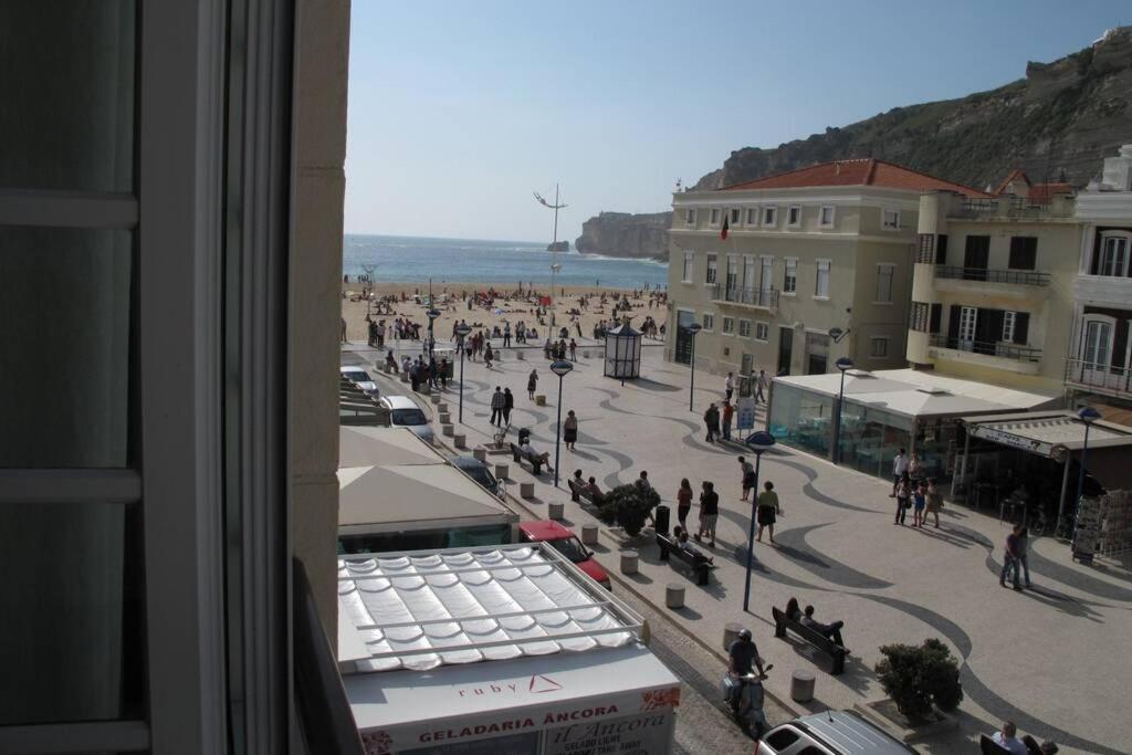 Casa a 50m da praia, zona central da Nazaré Esterno foto