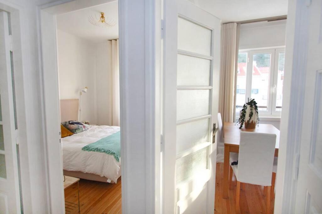 Casa a 50m da praia, zona central da Nazaré Esterno foto